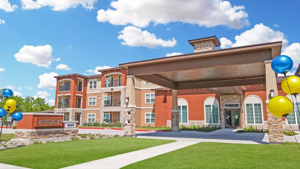 Avanti Legacy at Sienna Palms Apartments